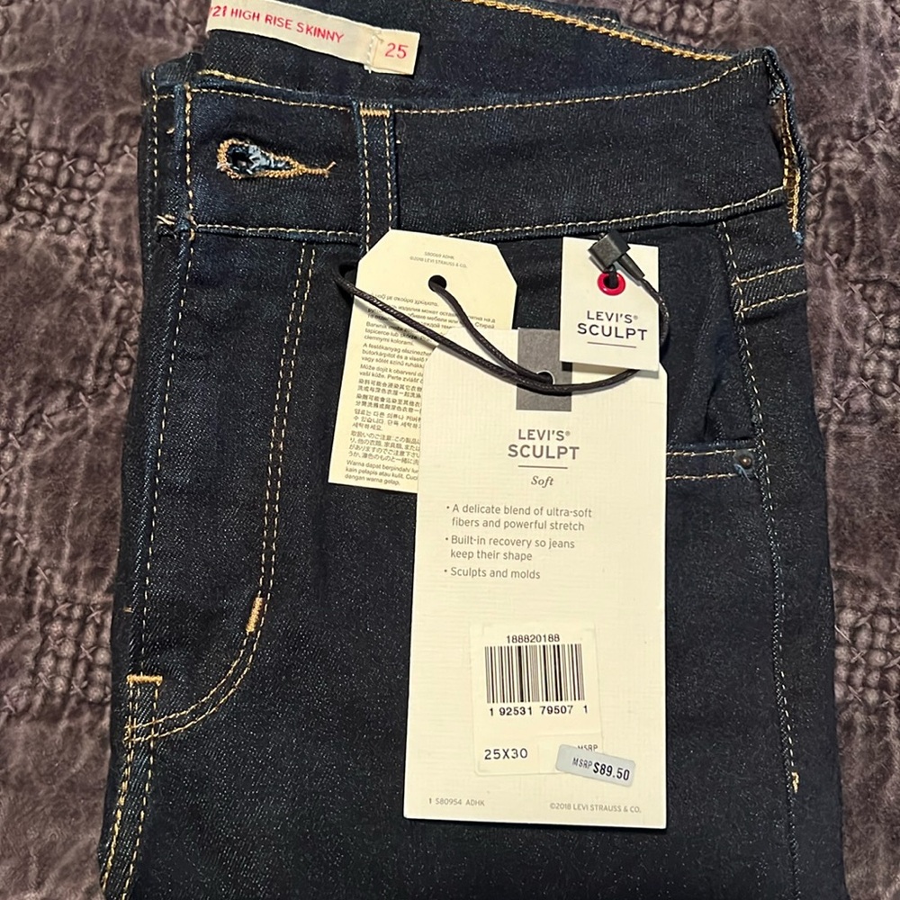 Skinny jeans